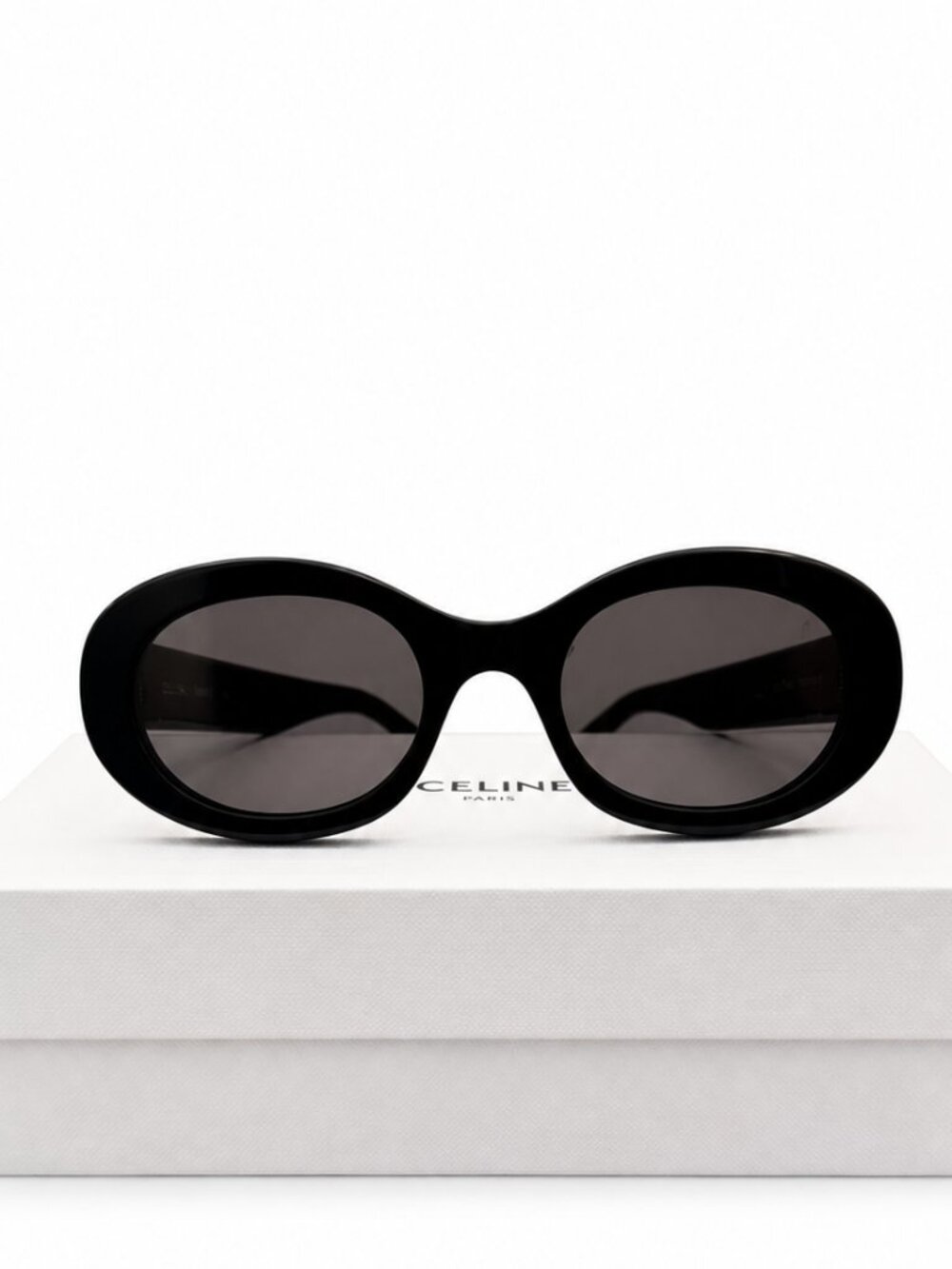 💋 Celine Paris CL40194U Sunglasses | Black Frame Gray Lens | Best seller | NWT - Picture 9 of 11